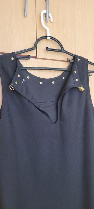 Czarna, elegancka sukienka r. M, ze złotymi dżetami