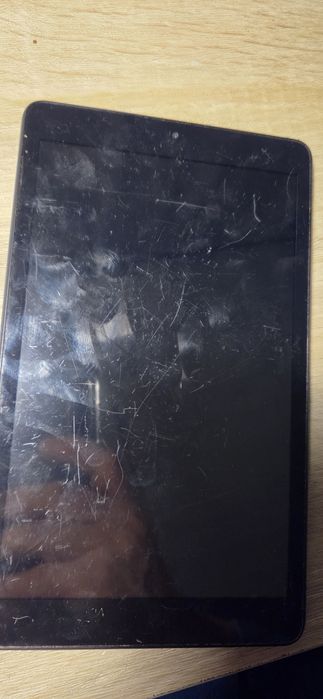 Tablet Alcatel T3. Na części