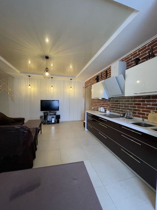 2-комнатная квартира по адресу ул. Приморская (площадь 73 м²) - Atlanta.ua - фото 4