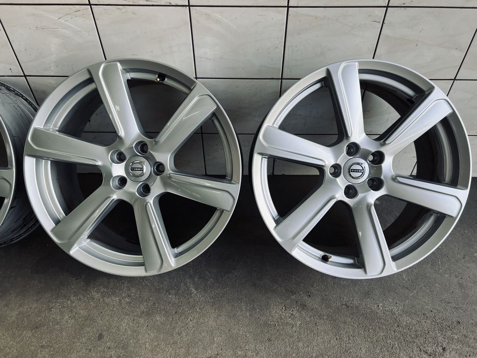 Alufelgi 5x108 VOLVO 19" XC40 60 90 V40 V60 70 90 S60 S80 S90 FORD^ FV