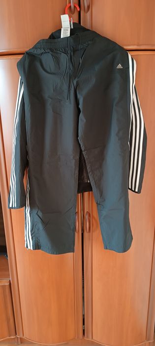 Женский спортивный костюм Adidas