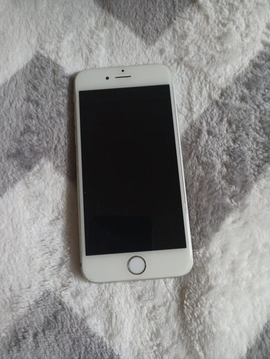 Продам iPhone 6s 16 gb