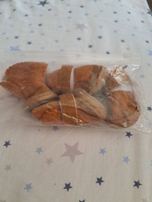 Зимове взуття для собачки. Уггі