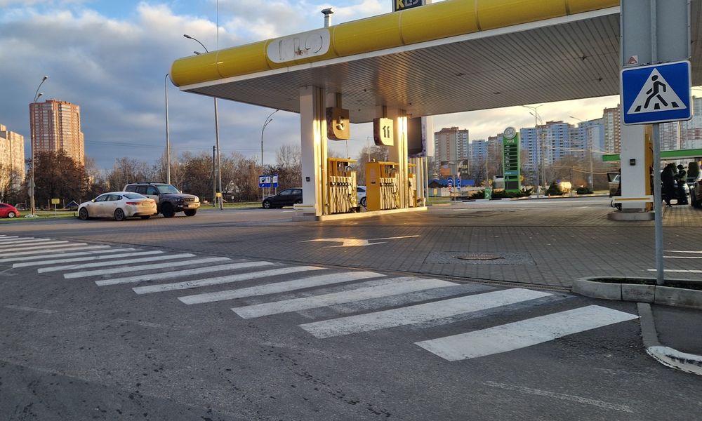 Продам капітальний гараж в Дарницькому р-ні ГК "Славутич" Затишна, 7Б