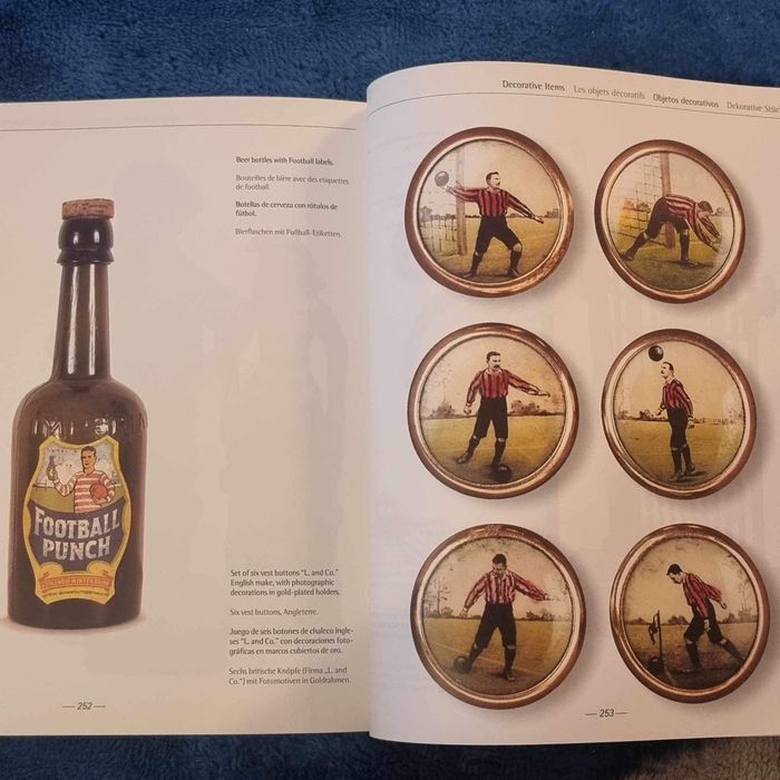 FIFA Muzeum katalog