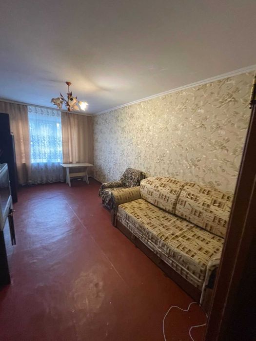 34063  Продаж 1 кімнатної квартири на Озерній , гарний стан