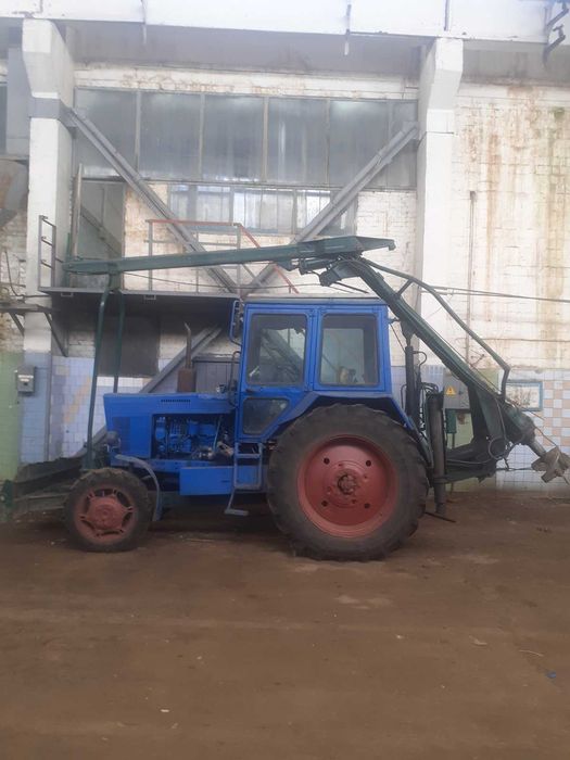 МТЗ-82 з ямобуром БМ-205