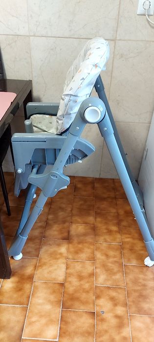 Cadeira de refeição