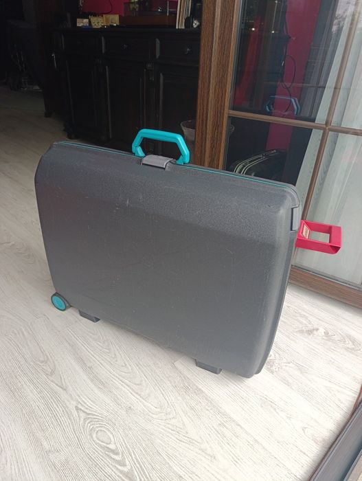 Walizka podróżna Samsonite, kluczyk.
