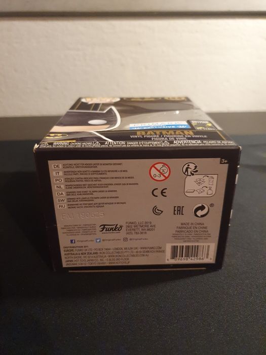 Funko Pop Batman red metallic