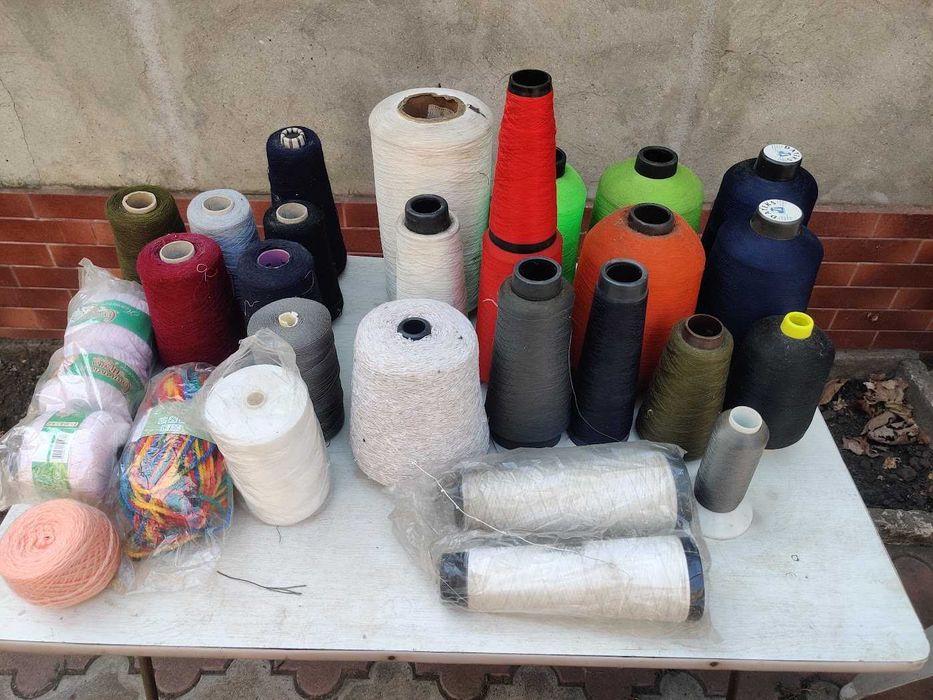 Оверлочная нитка САМОВЫВОЗ 500 ГРН.