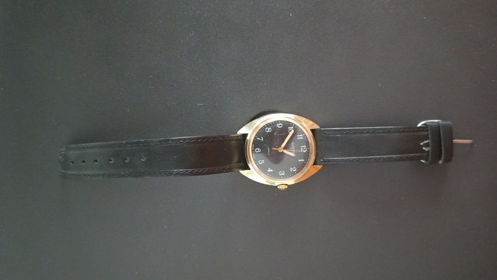 Pozłacany zegarek Wostok