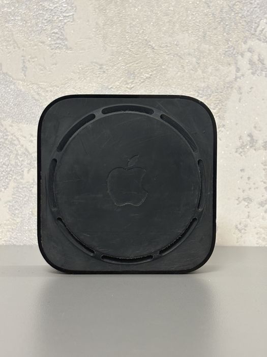 Продам/обменяю Apple TV 4K (32 GB)