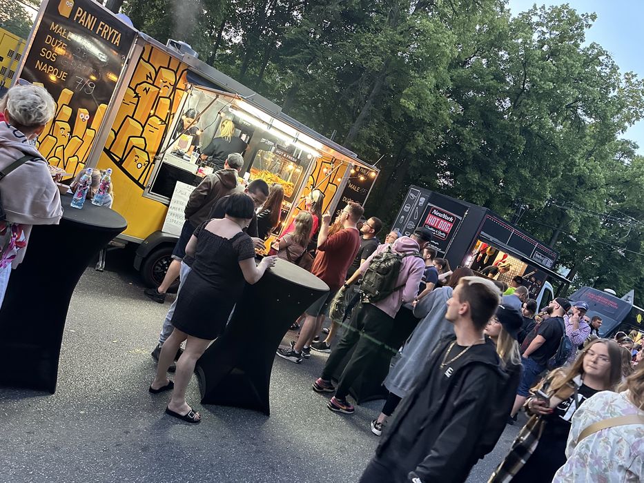 food truck trucki Frytki belgijskie Grill grille festyny eventy grill