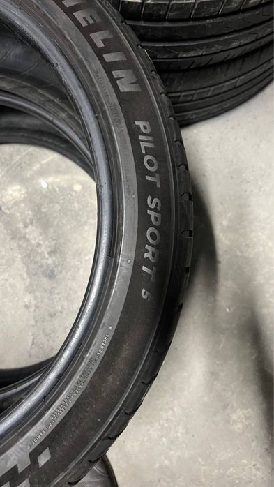 Пара літньої гуми 255/40/19 Michelin