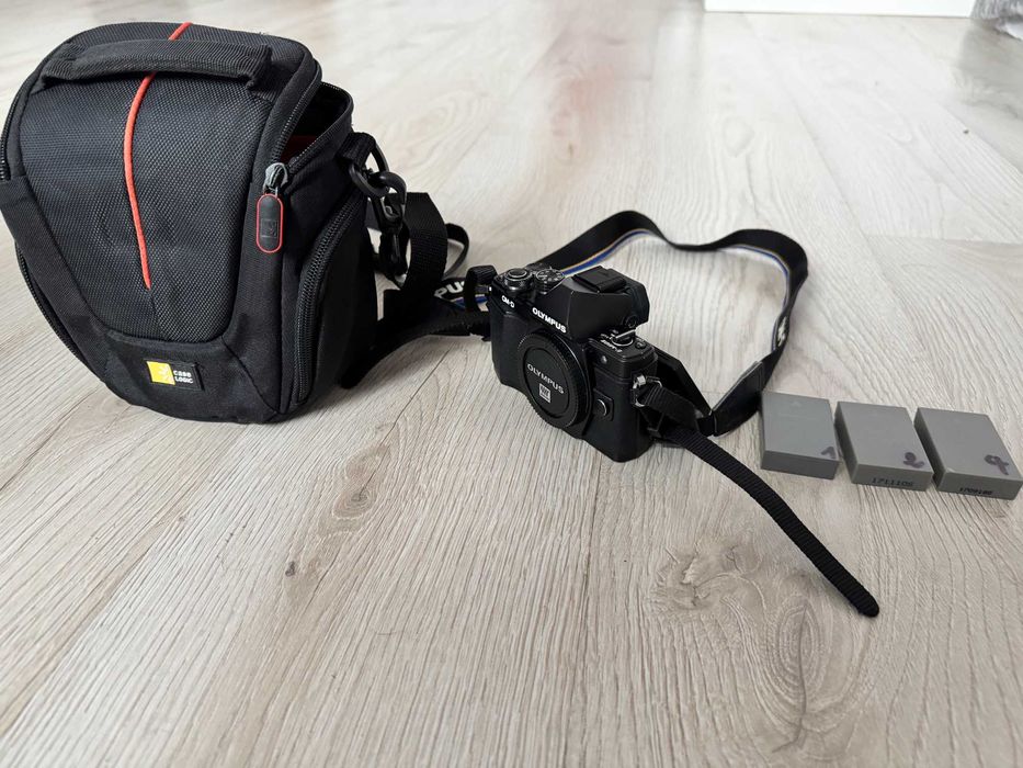 Retro Styl! Aparat Bezlusterkowy Olympus OM-D E-M10 (Korpus)