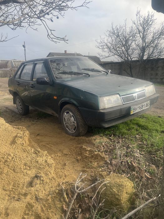 Продам обмен ваз 21099