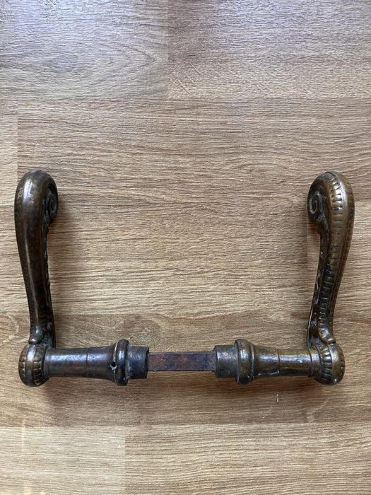 Stara klamka mosiężna