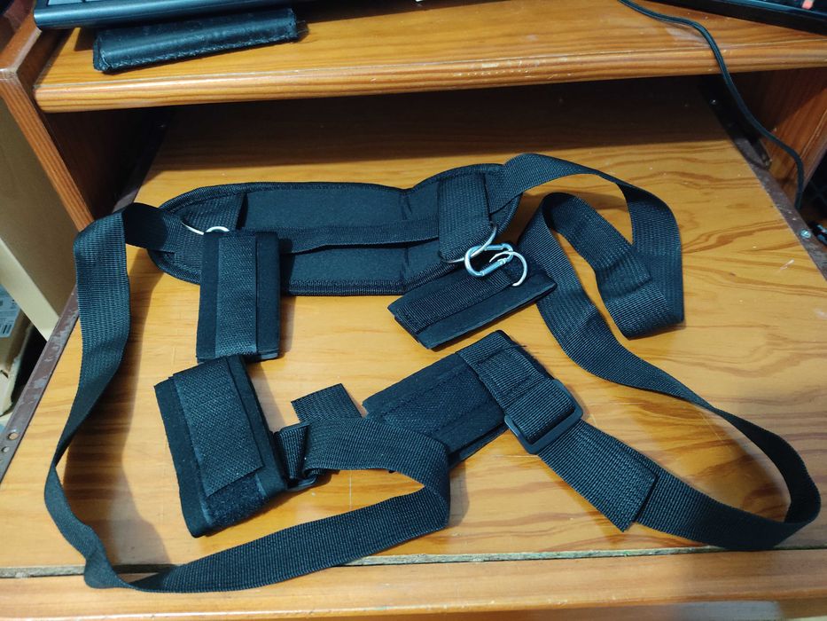 Algemas mãos e pés prender