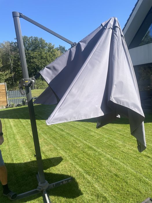 Parasol ogrodowy: wymiary 3x3