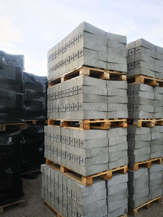 Słupki Geodezyjne Graniczne betonowe DOSTAWA cała Pl. Producent