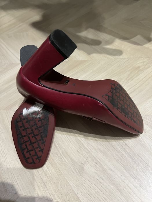 Buty ze skóry naturalnej w kolorze malinowym