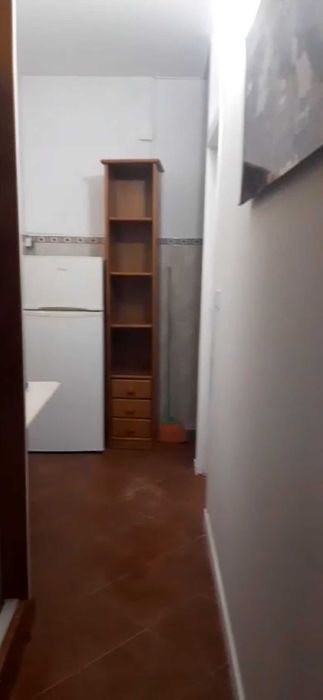 Alugo quarto individual em moradia em Baguim do Monte