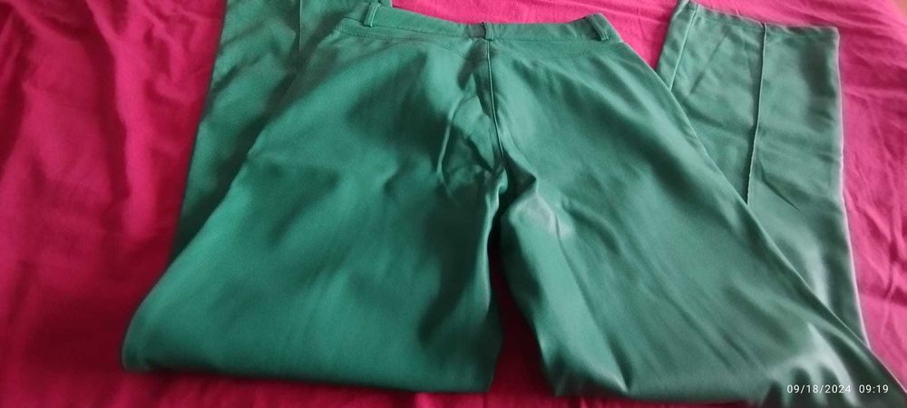 Calça Stradivarius de couro verde - Baixei o preço!