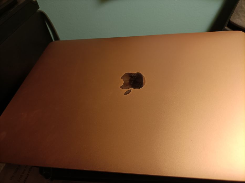 Apple MacBook Air Display64751414764163120