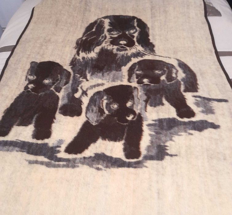 Śliczny dwustronny gruby koc "Arosa"stan idealny