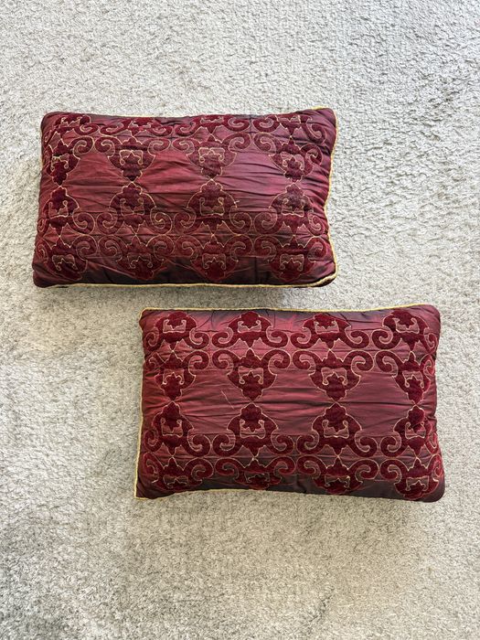Almofadas decorativas veludo e seda selvagem bordeaux