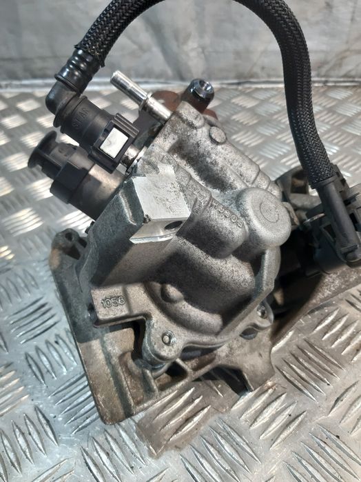 Pompa Wtryskowa Peugeot 301 1.6Hdi
