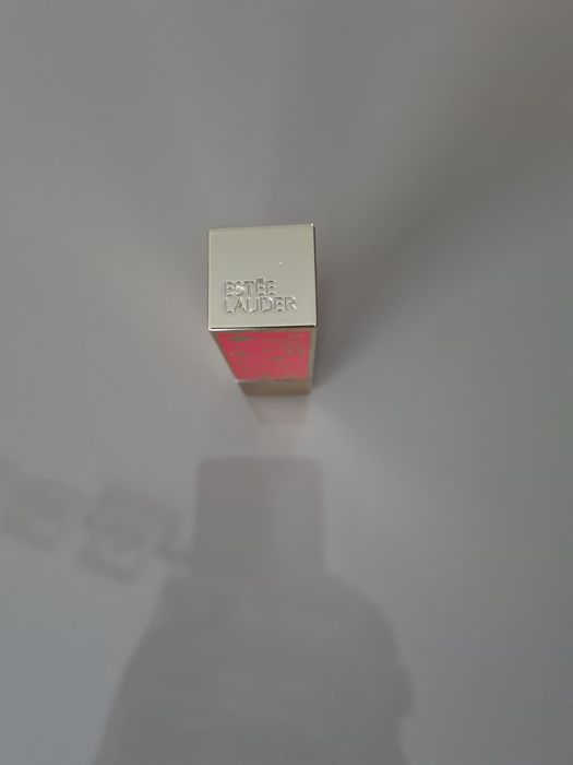 Estee Lauder pomadka do ust szminka Starlet Red