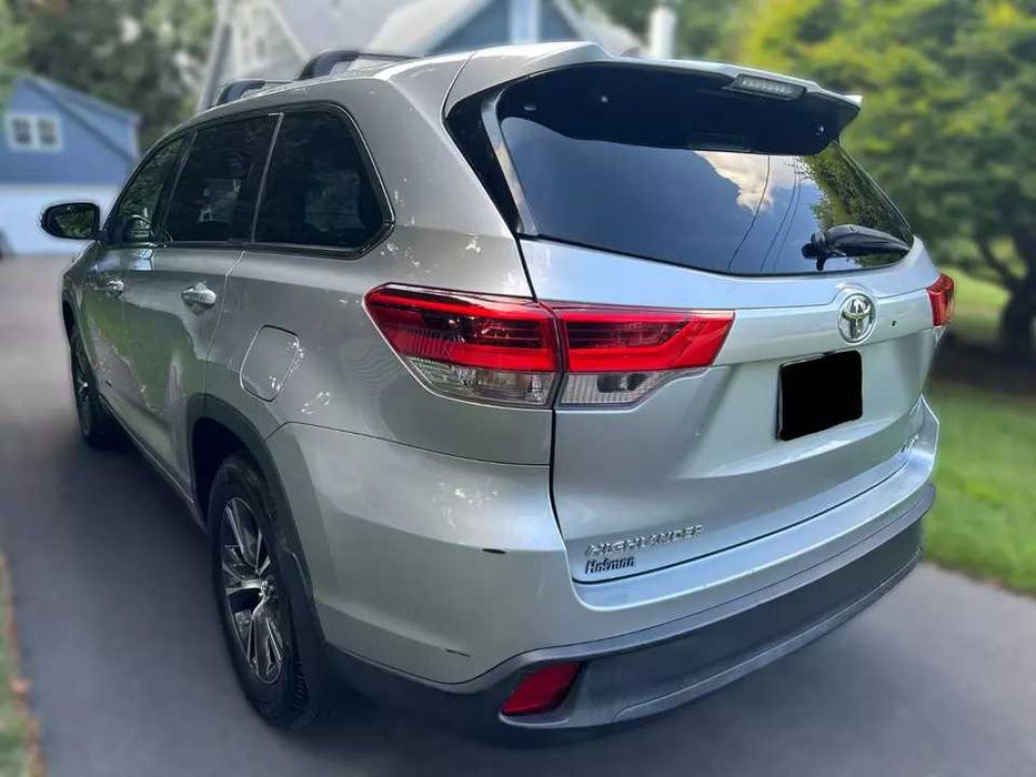 2018 Toyota Highlander LE