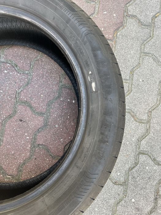 Opony letnie 215/55/17 goodyear