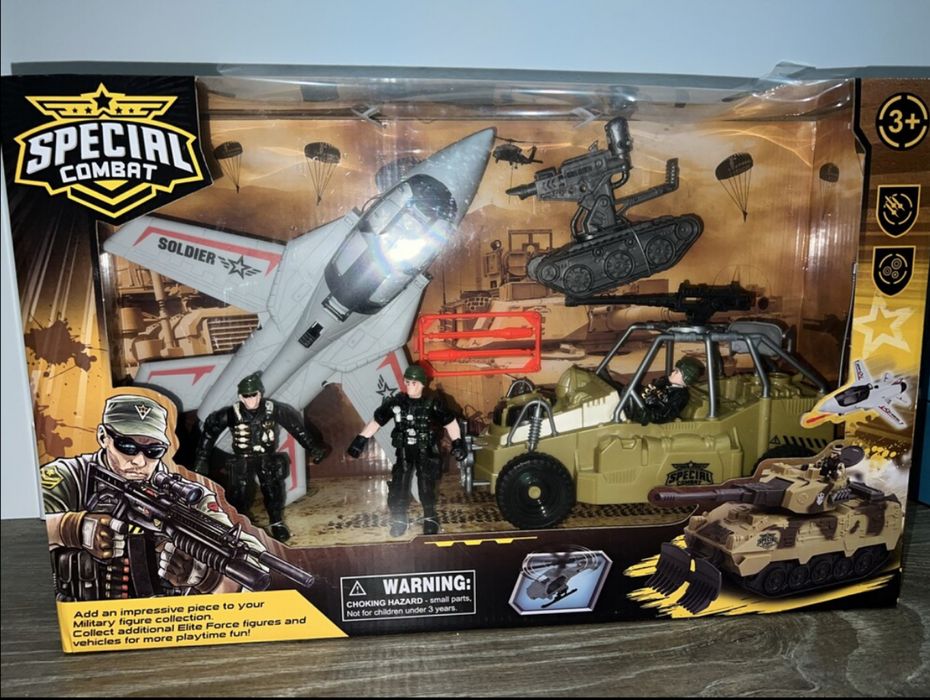 Большой военный набор Самолет машина солдатики