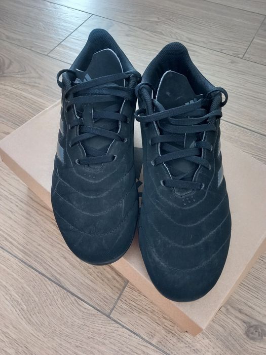 Korki Adidas Goletto VIII FG zamszowe r. 40 2/3 (40.7)