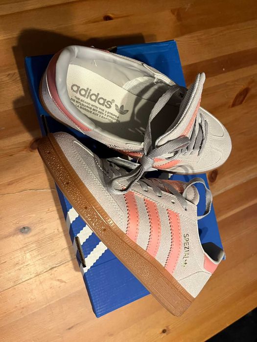 Buty sportowe Adidas małe 38
