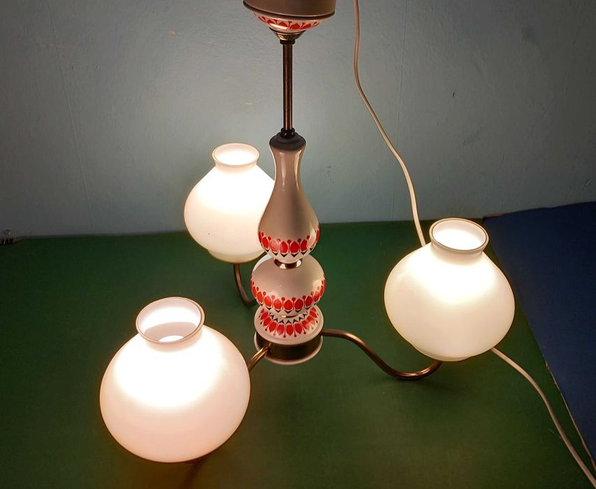 Żyrandol porcelanowy Lampa sufitowa wisząca sprawna RETRO z PRL