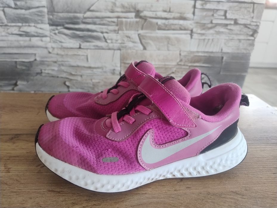 adidasy dla dziewczynki Nike 33