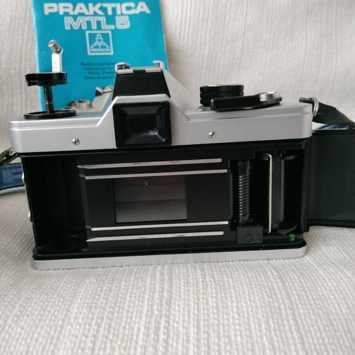Praktica MTL5 Pentacon 50mm 1:1.8 multi coating ,
