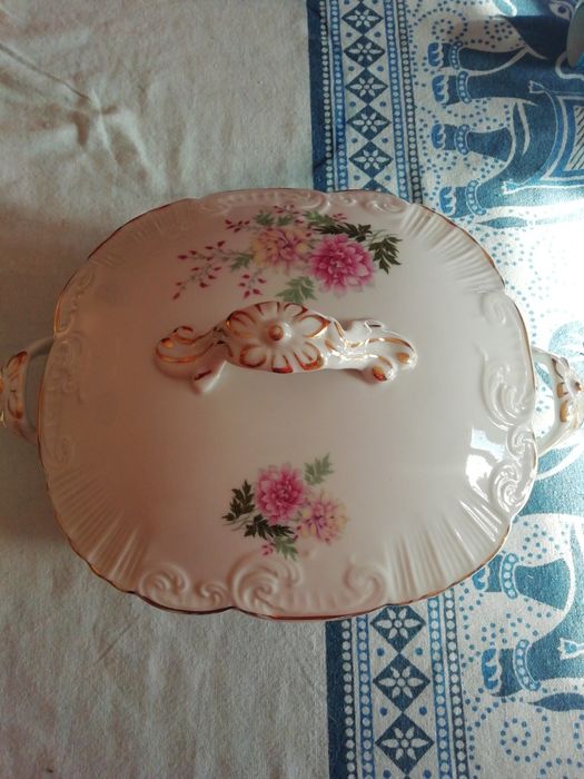 Terrina vista alegre64740398260483121