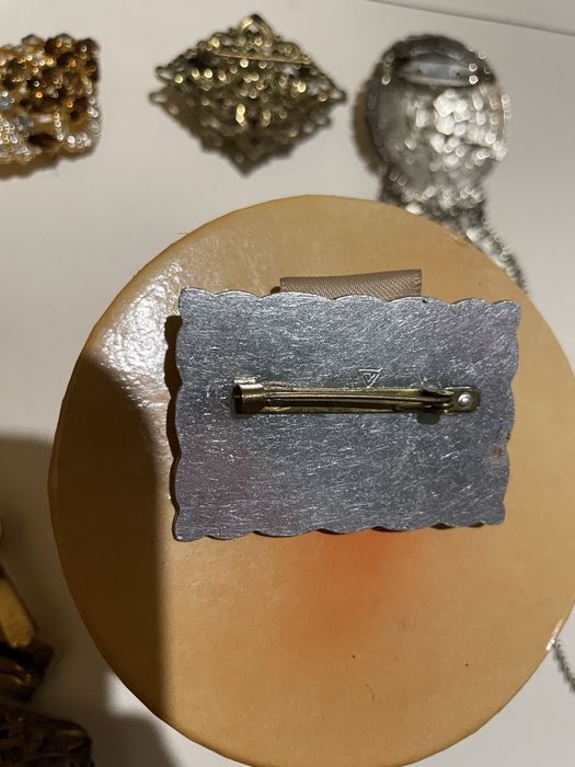 Брошки вінтаж (ussr) «Рекорд»,Кокошнік і інші