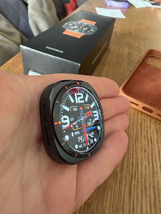 Продам Galaxy Watch Ultra