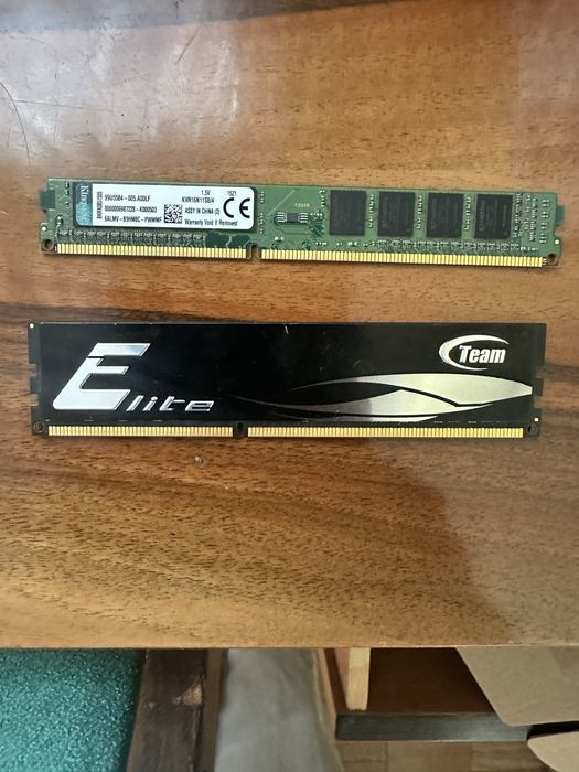 Оперативна пам'ять DDR3 2x4GB 1600 MHz комплект