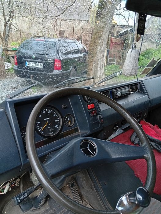 Продам Мерс МВ 100