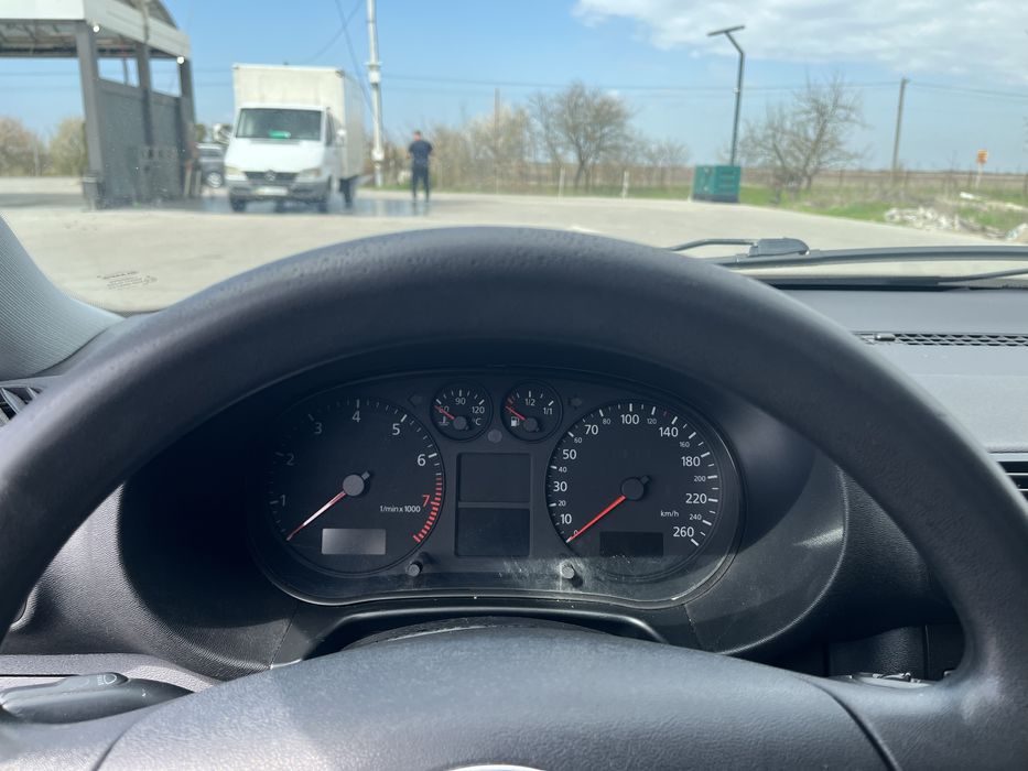 Продам ауді а 3 8l