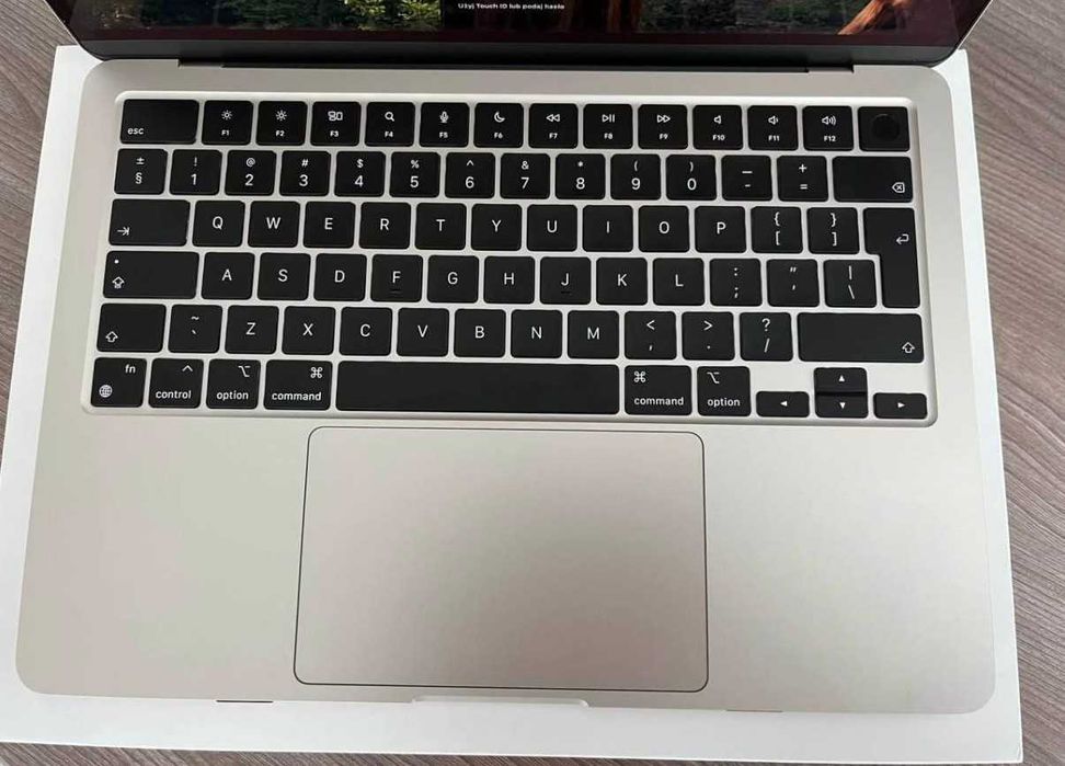 MacBook Air 13" M2 | 16GB RAM | Bateria 100% (7 cykli)