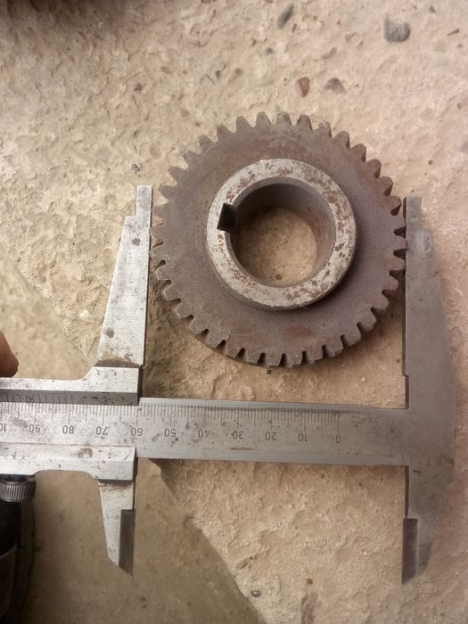 Шестерні до фрезерного  станка,  шестерня