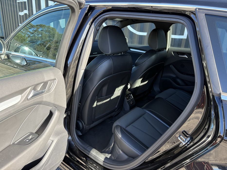 Audi A3 e-tron Sportback  Sline Plug-in